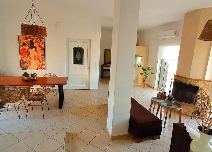 Sonema Seaside Apt